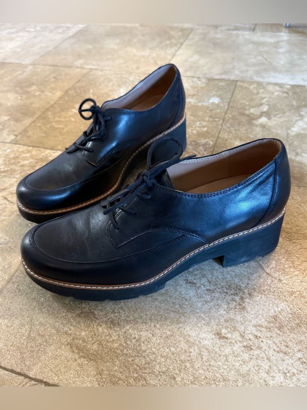 Naturalizer black leather chunky oxfords. Size 11. Like new.